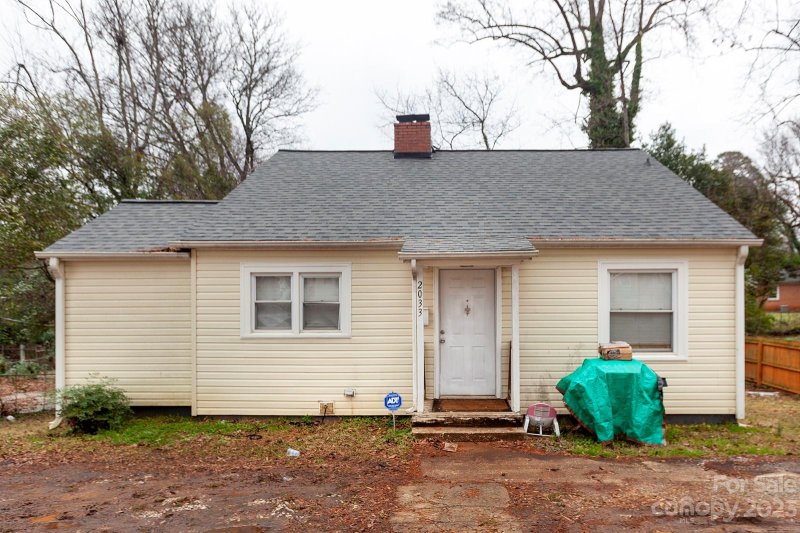 2033 Camp Greene Street