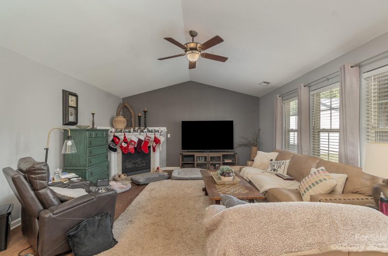 Property image 4 at 2905 Deep Cove Drive, Concord, NC 28027