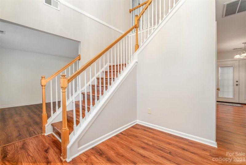 Property image 3 at 9816 Avensong Crossing Drive, Charlotte, NC 28215