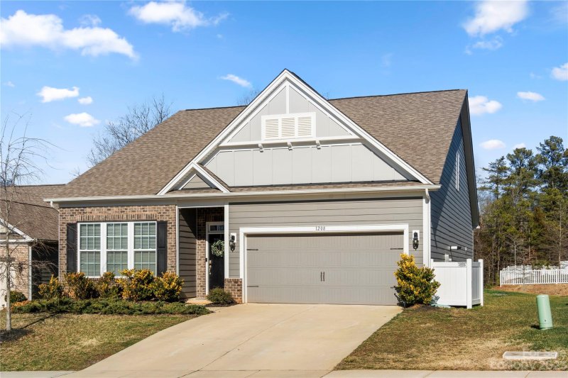 Property image 2 at 1208 Acosta Court, Lake Wylie, SC 29710