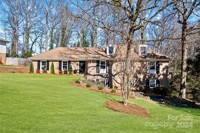 Property image 3 at 201 Glen Oaks Road, Charlotte, NC 28270