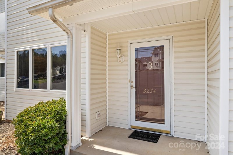 Property image 2 at 3274 White Oak Court, Claremont, NC 28610