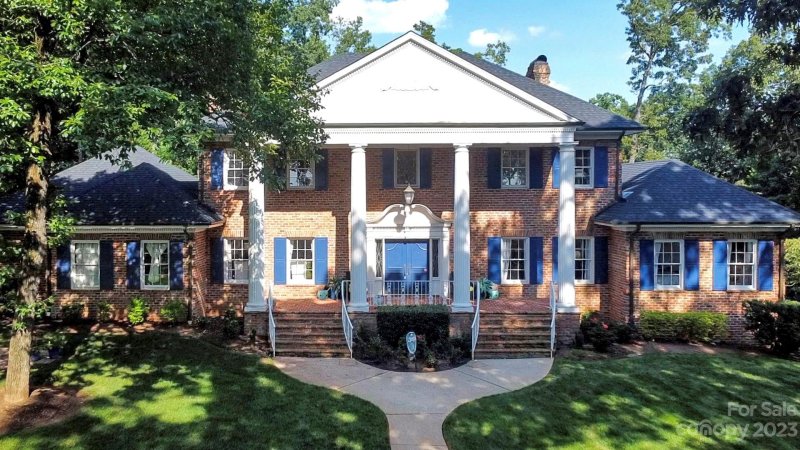 Property image 5 at 1350 10th Street Place, Hickory, NC 28601