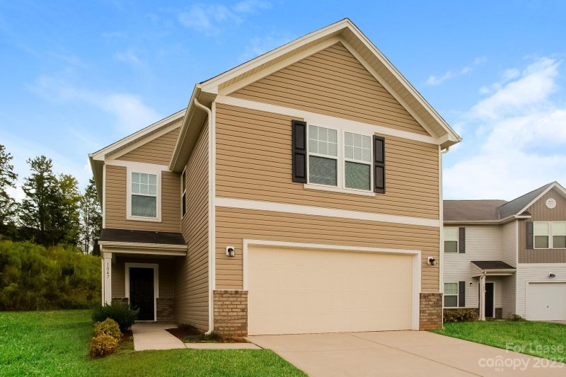 Property image 4 at 1047 Manston Place, Concord, NC 28025