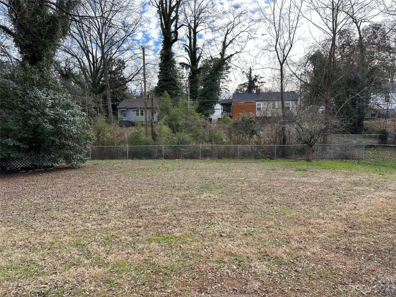 Property image 4 at 2571 Brentwood Place, Charlotte, NC 28208