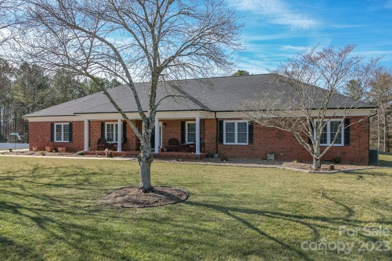 Property image 2 at 92 River Haven Drive, Taylorsville, NC 28681