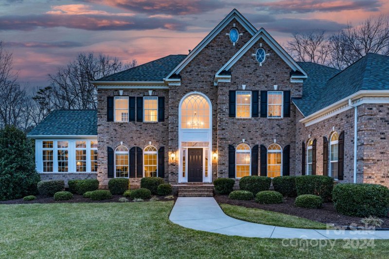 Property image 2 at 7101 Yellowhorn Trail, Waxhaw, NC 28173