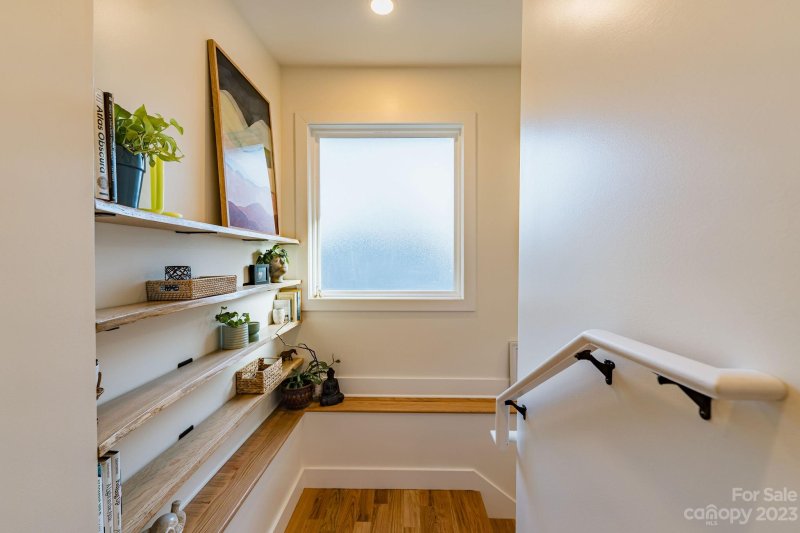 Property image 3 at 622 Reed Street, Asheville, NC 28803