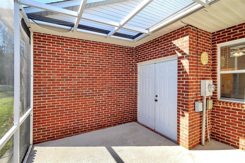 Property image 5 at 3860 Azalea Trail, Denver, NC 28037