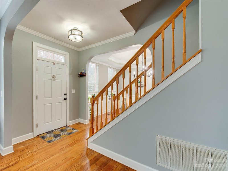 Property image 5 at 6110 Oxwynn Lane, Charlotte, NC 28270