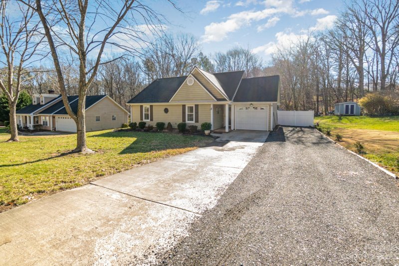 Property image 2 at 7196 Catawba Springs Road, Denver, NC 28037