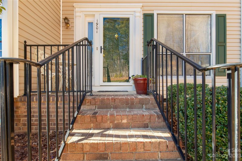 Property image 4 at 1901 Lancer Court, Gastonia, NC 28054