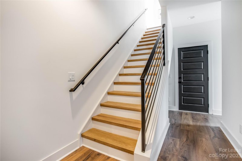 Property image 4 at 238 Walnut Avenue, Charlotte, NC 28208