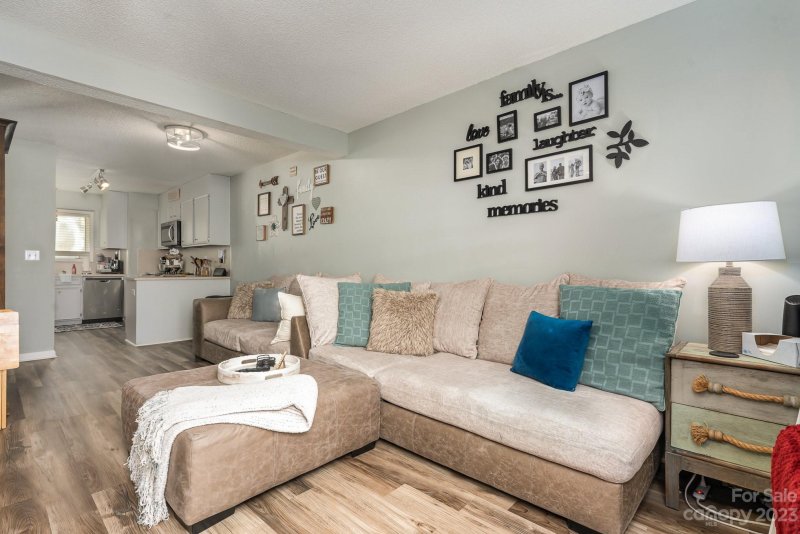 Property image 4 at 3370 White Oak Court, Claremont, NC 28610