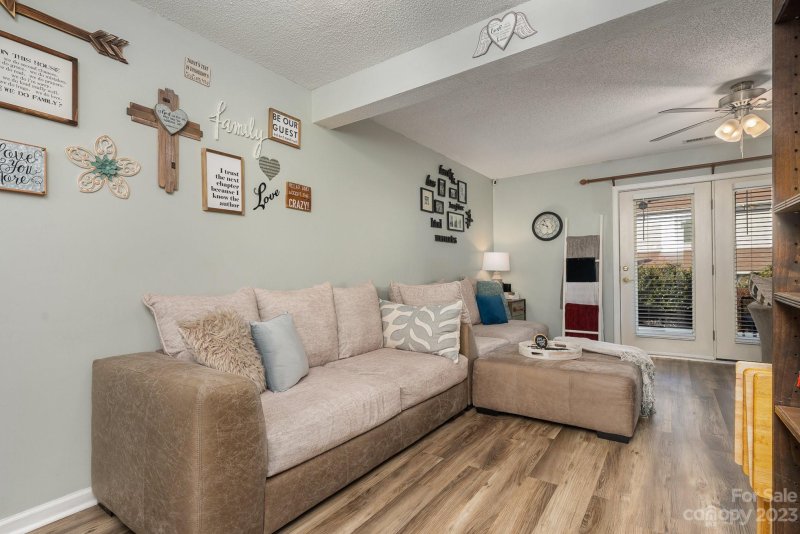 Property image 5 at 3370 White Oak Court, Claremont, NC 28610