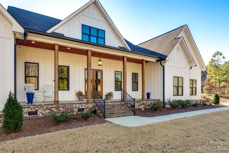 Property image 3 at 1396 Indigo Court, Rock Hill, SC 29730