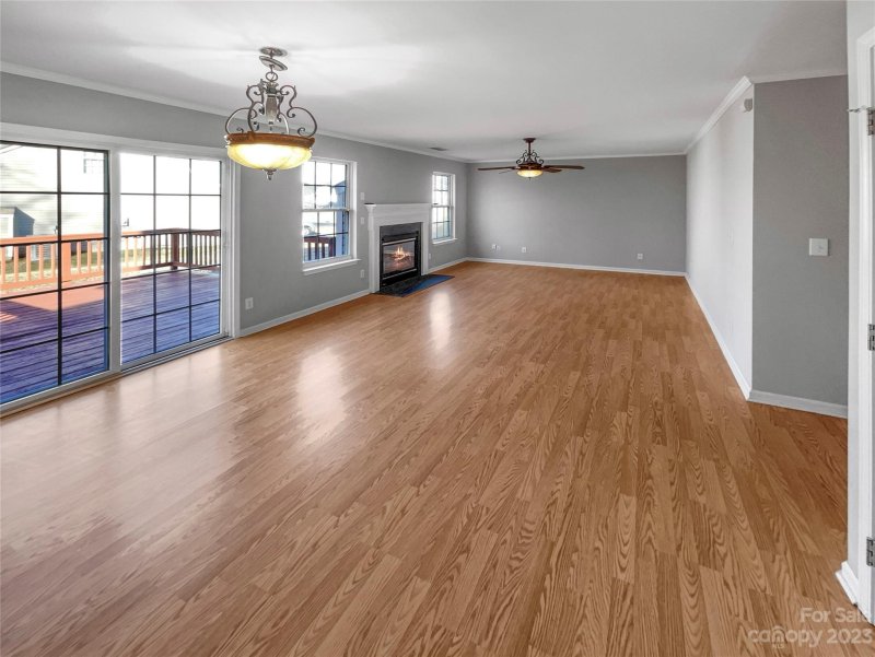 Property image 3 at 9637 Brookmere Lane, Charlotte, NC 28214