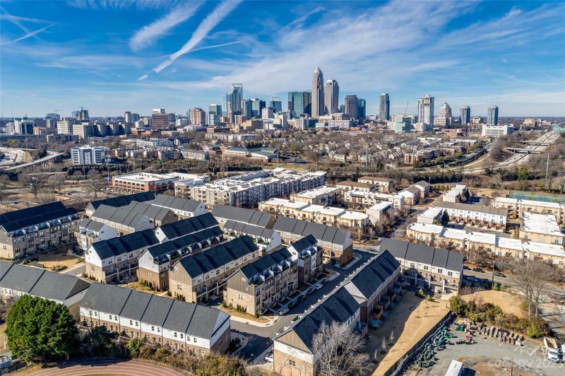 Property image 3 at 11039 Stetler Street, Charlotte, NC 28204