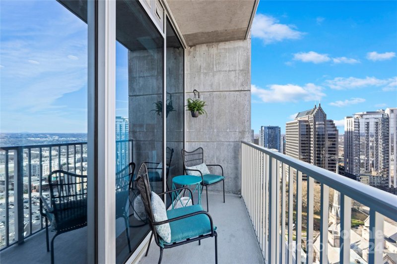 Property image 2 at 210 N Church Street, Charlotte, NC 28202