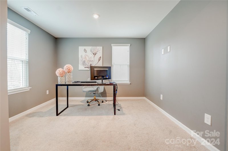 Property image 3 at 1214 Ashbury Street, Charlotte, NC 28216