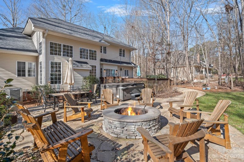 Property image 4 at 122 Dobbin Lane, Mooresville, NC 28117