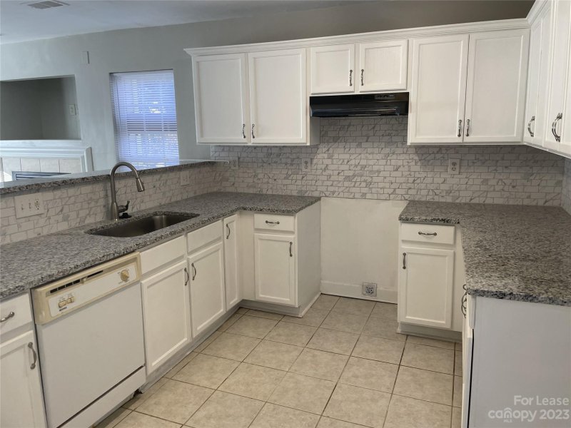 Property image 3 at 7932 Rolling Stone Avenue, Charlotte, NC 28216