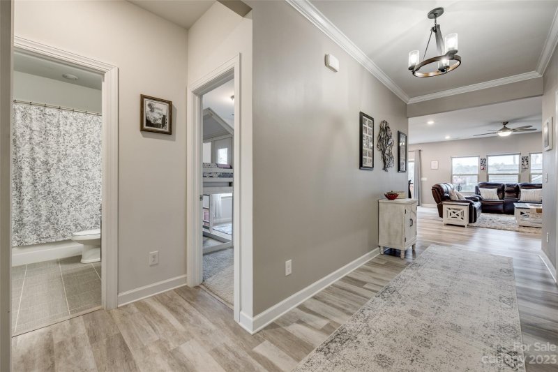 Property image 4 at 9303 Dufaux Drive, Charlotte, NC 28278