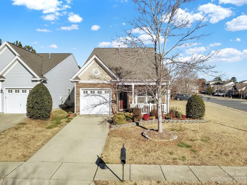 Property image 2 at 5081 Newport Lakes Drive, Rock Hill, SC 29732