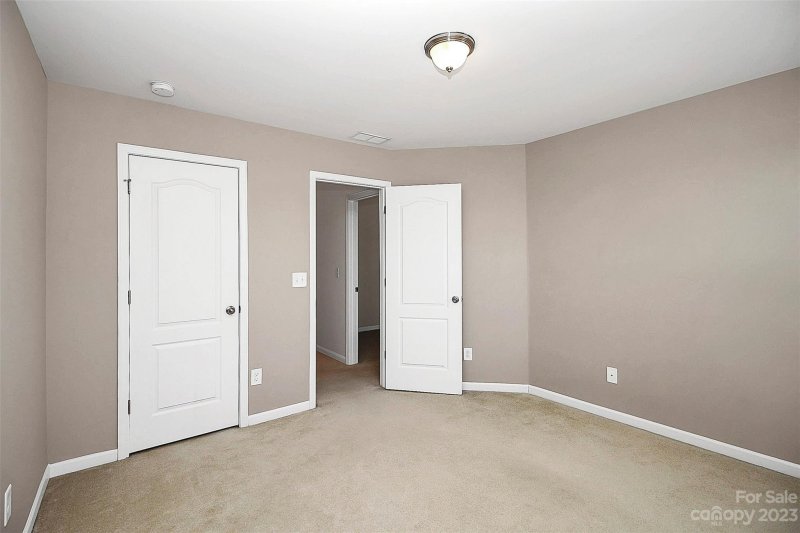 Property image 3 at 18325 The Commons Boulevard, Cornelius, NC 28031