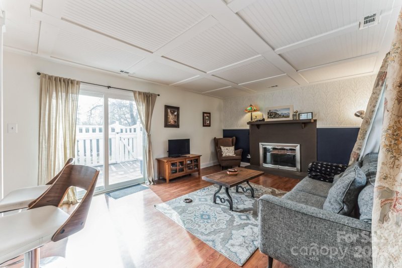 Property image 2 at 8543 Castle Pine Court, Charlotte, NC 28226