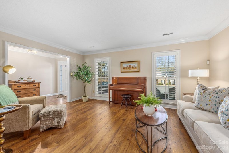 Property image 4 at 7404 Red Oak Lane, Charlotte, NC 28226