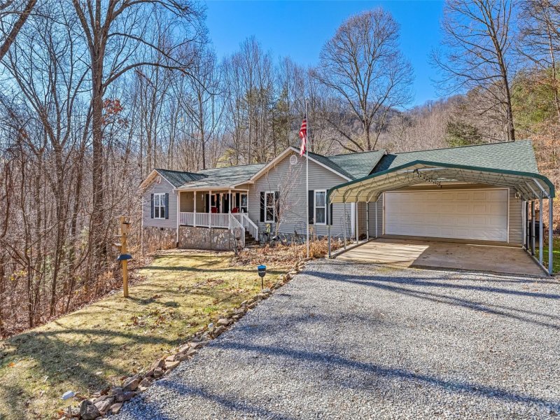 Property image 3 at 213 Cobblestone Drive, Waynesville, NC 28786