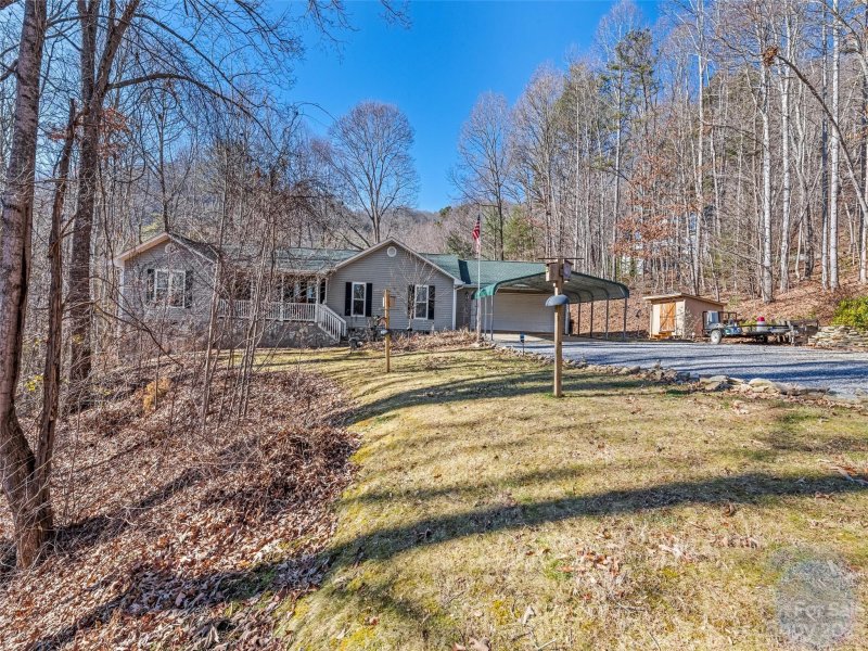 Property image 4 at 213 Cobblestone Drive, Waynesville, NC 28786
