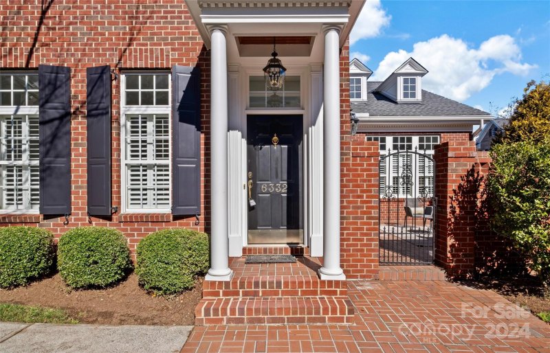 Property image 2 at 6332 Wakehurst Road, Charlotte, NC 28226