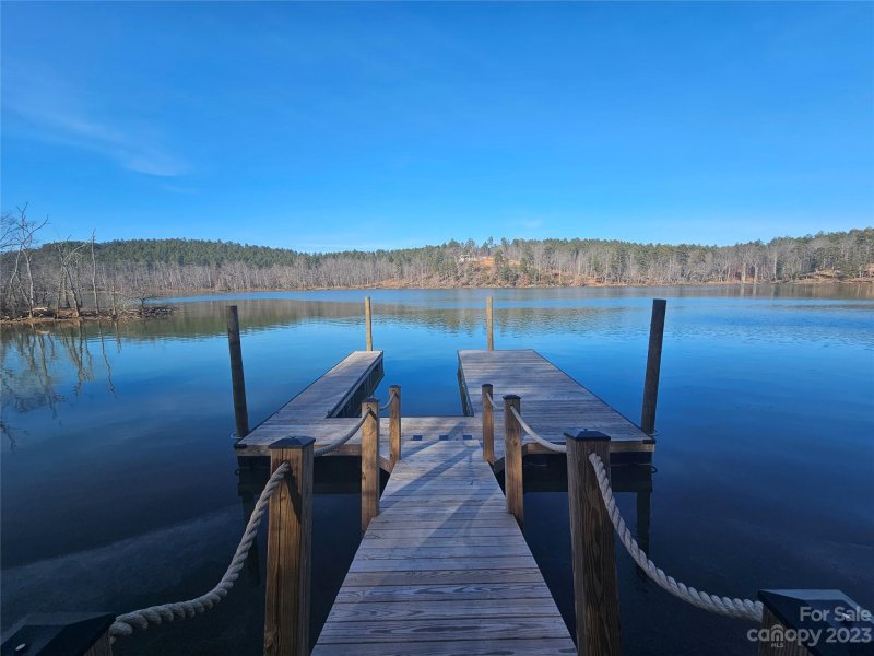 Property image 4 at 524 Settings Boulevard, Valdese, NC 28690