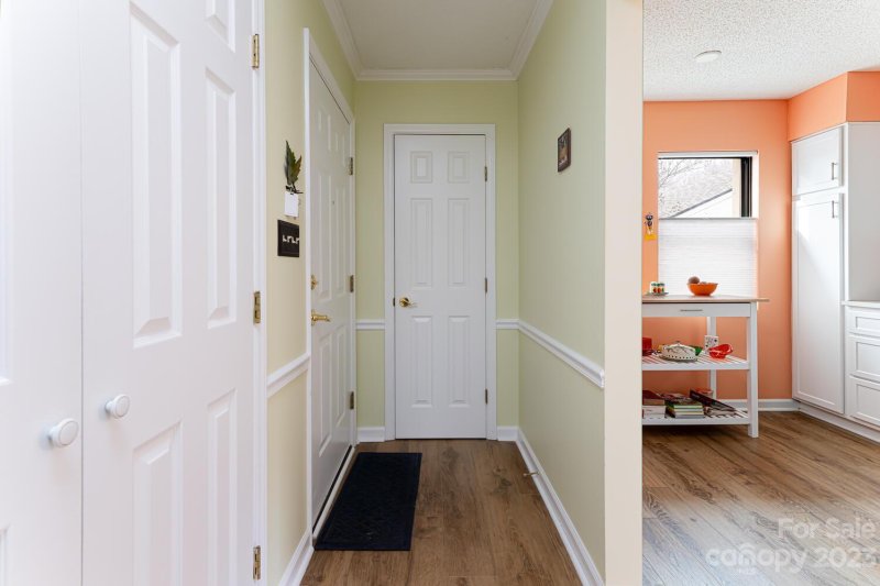 Property image 4 at 4401 Angelus Circle, Asheville, NC 28805