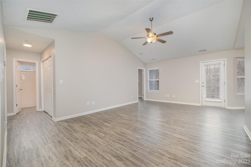 Property image 2 at 5540 Stone Bluff Court, Charlotte, NC 28214