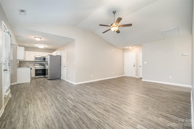 Property image 5 at 5540 Stone Bluff Court, Charlotte, NC 28214