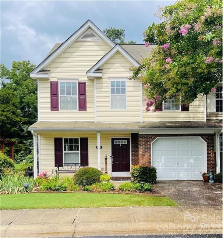 Property image 2 at 631 Rock Lake Glen, Fort Mill, SC 29715