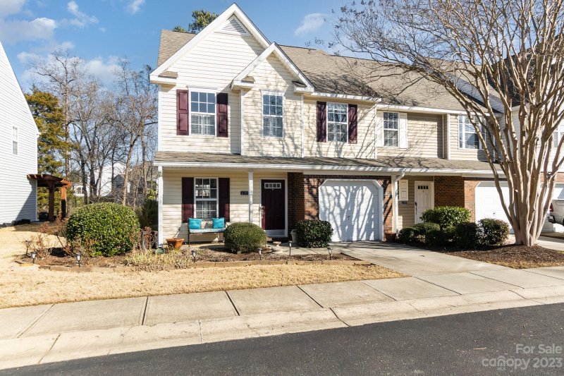 Property image 3 at 631 Rock Lake Glen, Fort Mill, SC 29715