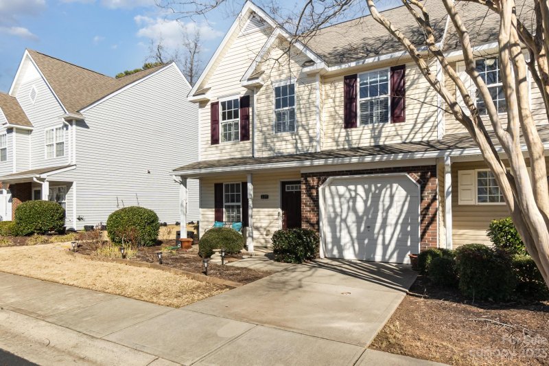 Property image 4 at 631 Rock Lake Glen, Fort Mill, SC 29715