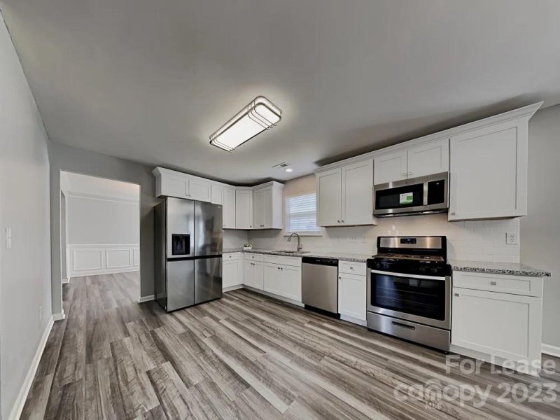 Property image 4 at 747 Reigate Road, Charlotte, NC 28262