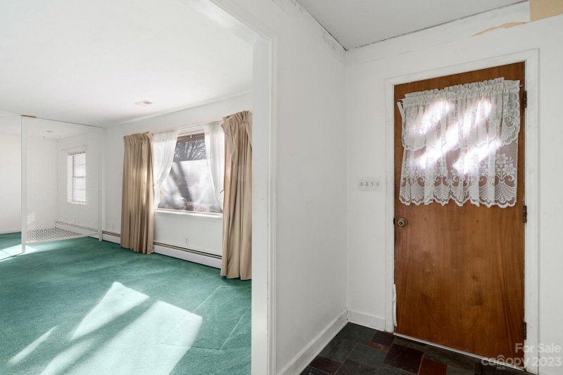 Property image 3 at 5 Meadowlark Road, Asheville, NC 28805