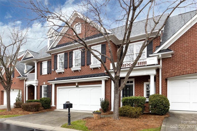 Property image 4 at 3116 Ethereal Lane, Charlotte, NC 28226