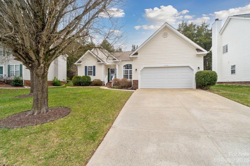 Property image 5 at 11715 Withers Mill Drive, Charlotte, NC 28278