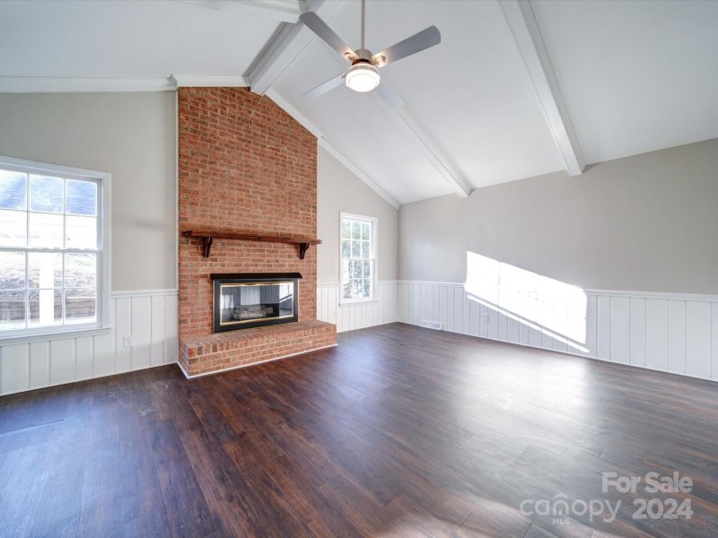 Property image 4 of 5618 All Saints Lane in Sturnbridge, Charlotte, NC 28226