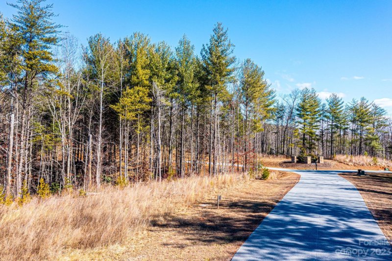 Property image 3 at 1214 Saylor Way, Nebo, NC 28761