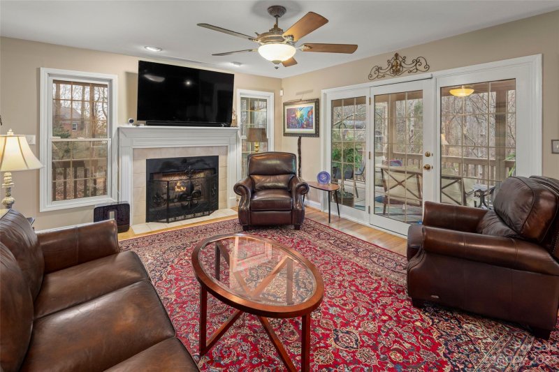 Property image 2 at 102 Galloway Drive, Asheville, NC 28803