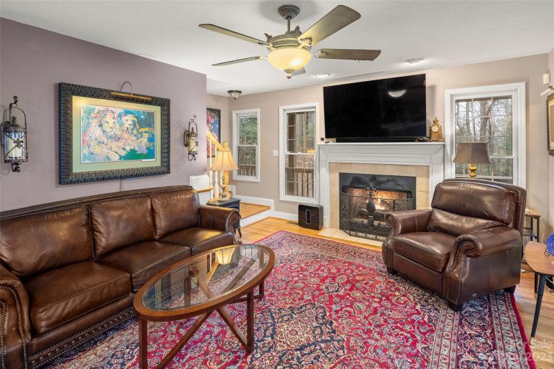 Property image 3 at 102 Galloway Drive, Asheville, NC 28803