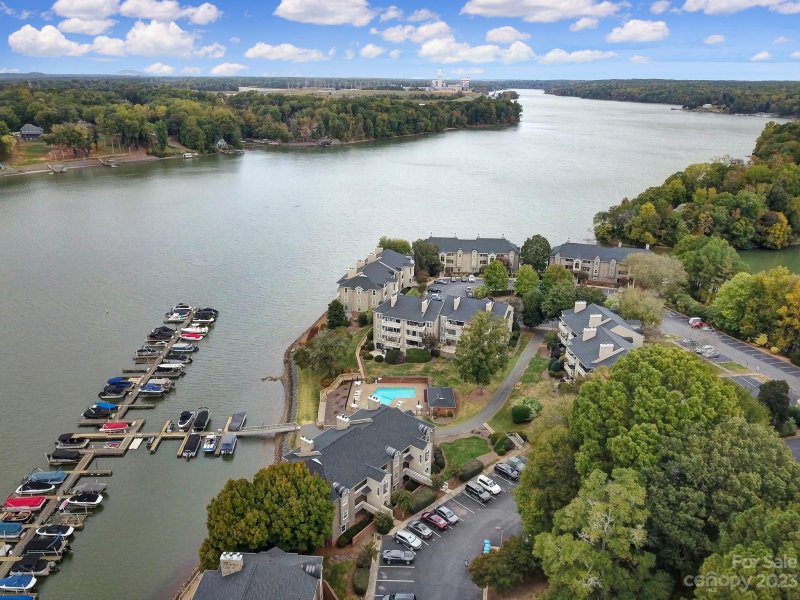 Property image 2 at 7324 Lakefront Drive, Charlotte, NC 28278